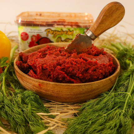 Tatlı Biber Salçası