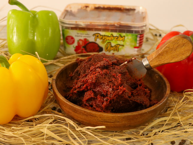 Acı Biber Salçası