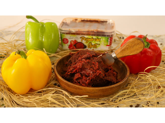 Acı Biber Salçası